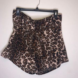 Leopard print high waist shorts